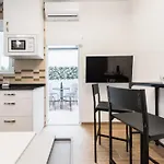 Modern Wterrace-1Bedroom 1Bathroom-Lavapies